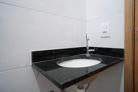 Casa à venda com 109m², 3 quartos e 2 vagasBanheiro