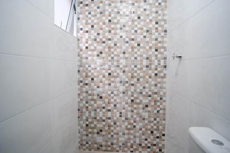 Casa à venda com 109m², 3 quartos e 2 vagasBanheiro