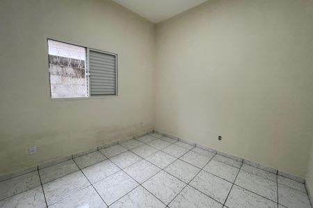 Casa para alugar com 136m², 2 quartos e 2 vagasQuarto 2