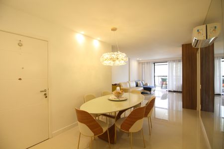 Apartamento para alugar com 160m², 3 quartos e 3 vagasSala