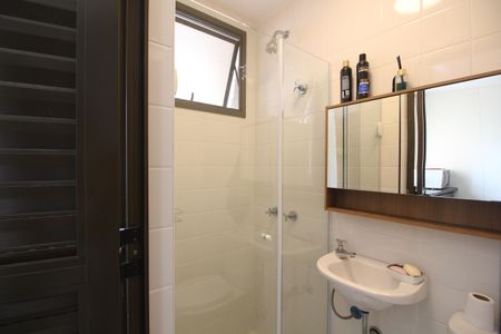 Apartamento para alugar com 160m², 3 quartos e 3 vagasBanheiro de Serviço