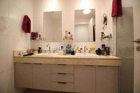 Apartamento para alugar com 160m², 3 quartos e 3 vagasQuarto 4 - Suíte