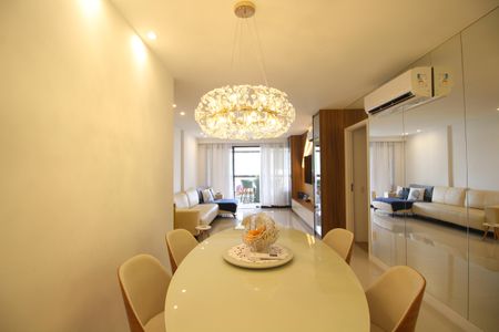 Apartamento para alugar com 160m², 3 quartos e 3 vagasSala