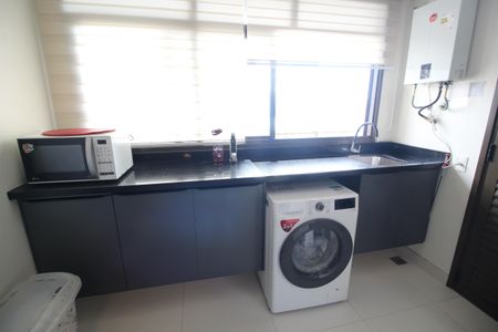 Apartamento para alugar com 160m², 3 quartos e 3 vagasÁrea de Serviço