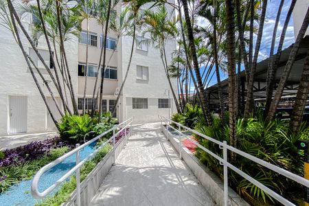 Apartamento para alugar com 50m², 2 quartos e 1 vagaÁrea comum