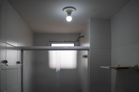 Apartamento para alugar com 45m², 2 quartos e sem vagaBanheiro