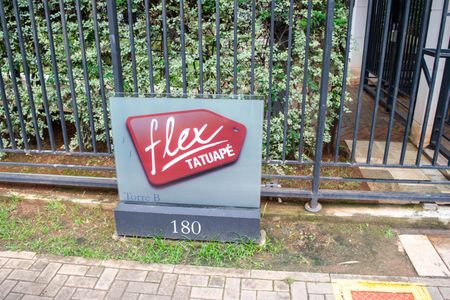 Apartamento para alugar com 45m², 2 quartos e sem vagaFachada