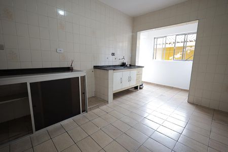 Casa para alugar com 100m², 2 quartos e 1 vagaCozinha