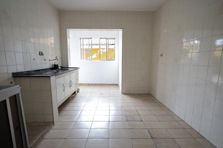 Casa para alugar com 100m², 2 quartos e 1 vagaCozinha