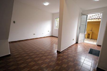 Casa para alugar com 100m², 2 quartos e 1 vagaSala