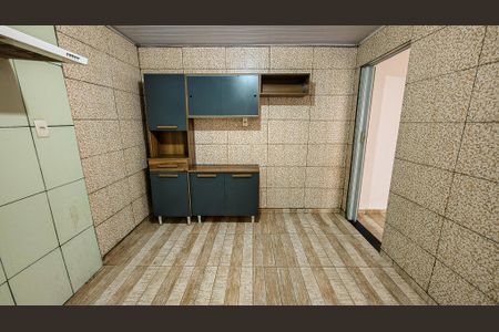 Cozinha de casa para alugar com 1 quarto, 25m² em Americanópolis, São Paulo