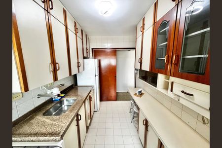 Apartamento para alugar com 70m², 2 quartos e 1 vagaCozinha