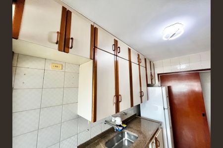 Apartamento para alugar com 70m², 2 quartos e 1 vagaCozinha