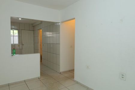 Sala de casa para alugar com 2 quartos, 60m² em Vila Jacuí, São Paulo