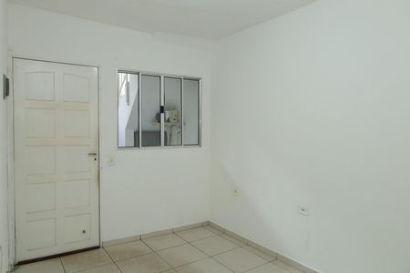 Casa para alugar com 60m², 2 quartos e 1 vagaSala