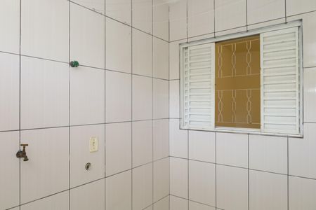 Casa para alugar com 60m², 2 quartos e 1 vagaÁrea de Serviço