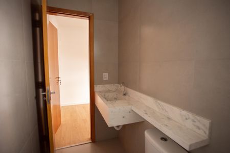 Casa para alugar com 70m², 2 quartos e 2 vagas Casa para alugar com 70m², 2 quartos e 2 vagasBANHEIRO DA SUÍTE 2