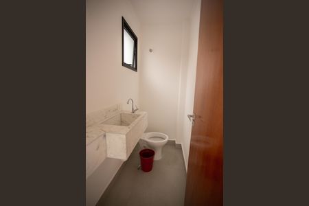 Casa para alugar com 70m², 2 quartos e 2 vagas Casa para alugar com 70m², 2 quartos e 2 vagasLAVABO