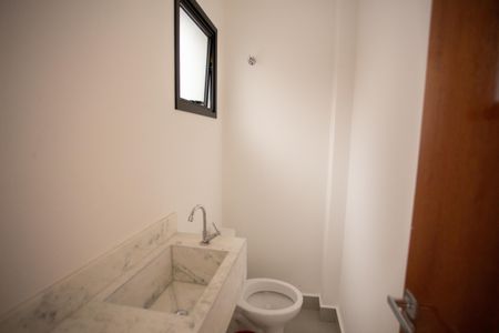 Casa para alugar com 70m², 2 quartos e 2 vagas Casa para alugar com 70m², 2 quartos e 2 vagasLAVABO