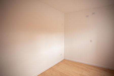 Casa para alugar com 70m², 2 quartos e 2 vagas Casa para alugar com 70m², 2 quartos e 2 vagasQUARTO SUÍTE 2