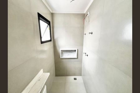 Casa para alugar com 70m², 2 quartos e 2 vagas Casa para alugar com 70m², 2 quartos e 2 vagasBanheiro da Suíte 1