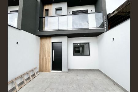 Casa para alugar com 70m², 2 quartos e 2 vagas Casa para alugar com 70m², 2 quartos e 2 vagasGaragem