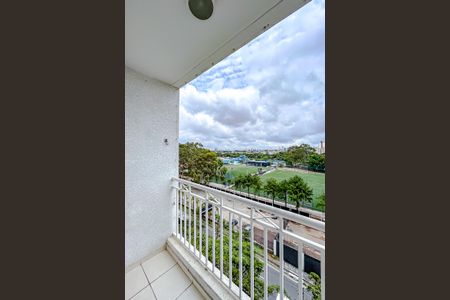 Apartamento para alugar com 52m², 2 quartos e 1 vagaVaranda