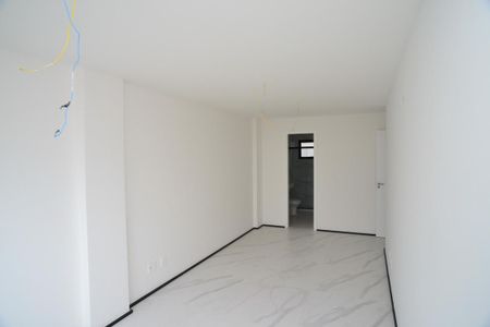 Apartamento à venda com 240m², 3 quartos e 2 vagasSuíte 1