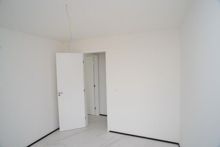 Apartamento à venda com 240m², 3 quartos e 2 vagasSuíte 2