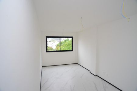 Apartamento à venda com 240m², 3 quartos e 2 vagasSuíte 1