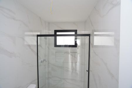 Apartamento à venda com 240m², 3 quartos e 2 vagasBanheiro Suíte 1