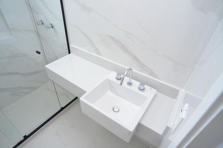 Apartamento à venda com 240m², 3 quartos e 2 vagasBanheiro Suíte 2