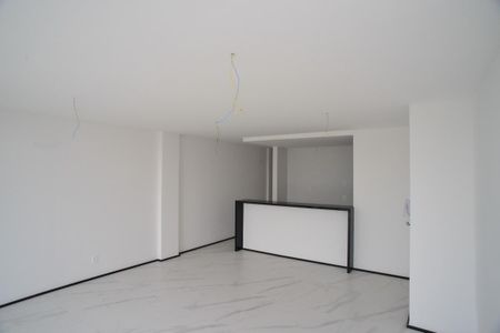 Sala de apartamento à venda com 3 quartos, 240m² em Barra da Tijuca, Rio de Janeiro
