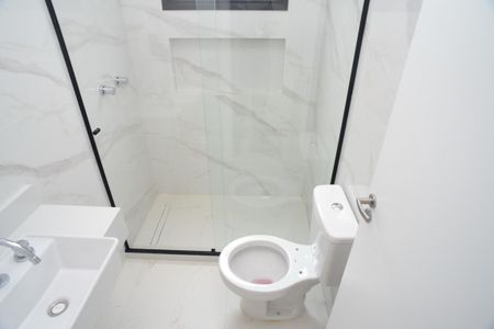 Apartamento à venda com 240m², 3 quartos e 2 vagasBanheiro Social
