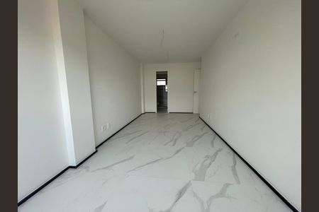 Apartamento à venda com 3 quartos, 240m² em Barra da Tijuca, Rio de Janeiro