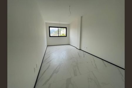Apartamento à venda com 3 quartos, 240m² em Barra da Tijuca, Rio de Janeiro