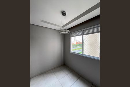 Sala de apartamento para alugar com 2 quartos, 42m² em Parque Fongaro, São Paulo