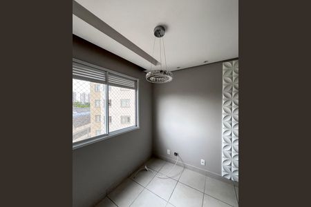 Sala de apartamento para alugar com 2 quartos, 42m² em Parque Fongaro, São Paulo
