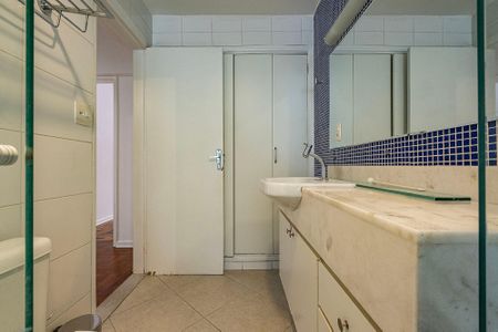 Apartamento para alugar com 100m², 2 quartos e 1 vaga Apartamento para alugar com 100m², 2 quartos e 1 vagaBanheiro