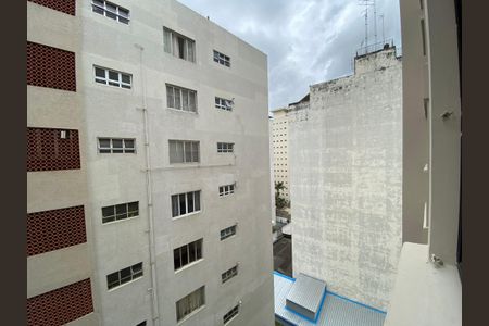 Apartamento para alugar com 54m², 2 quartos e 1 vaga Apartamento para alugar com 54m², 2 quartos e 1 vagaVista da Área de Serviço