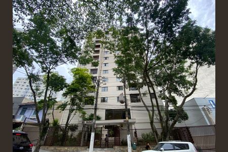 Apartamento para alugar com 54m², 2 quartos e 1 vaga Apartamento para alugar com 54m², 2 quartos e 1 vagaFachada