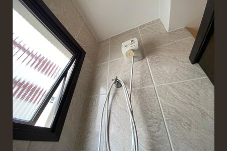 Apartamento para alugar com 54m², 2 quartos e 1 vaga Apartamento para alugar com 54m², 2 quartos e 1 vagaBanheiro