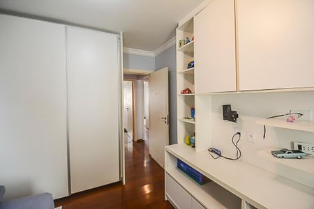 Apartamento para alugar com 220m², 4 quartos e 3 vagas Apartamento para alugar com 220m², 4 quartos e 3 vagasQuarto 3