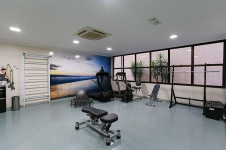 Apartamento para alugar com 220m², 4 quartos e 3 vagas Apartamento para alugar com 220m², 4 quartos e 3 vagasÁrea comum - Academia