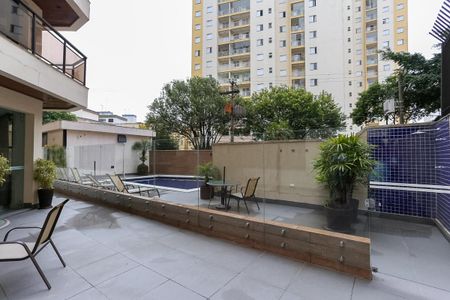 Apartamento para alugar com 220m², 4 quartos e 3 vagas Apartamento para alugar com 220m², 4 quartos e 3 vagasÁrea comum - Piscina