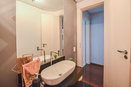 Apartamento para alugar com 220m², 4 quartos e 3 vagas Apartamento para alugar com 220m², 4 quartos e 3 vagasLavabo