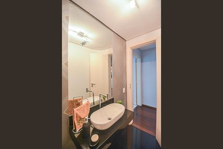 Apartamento para alugar com 220m², 4 quartos e 3 vagas Apartamento para alugar com 220m², 4 quartos e 3 vagasLavabo