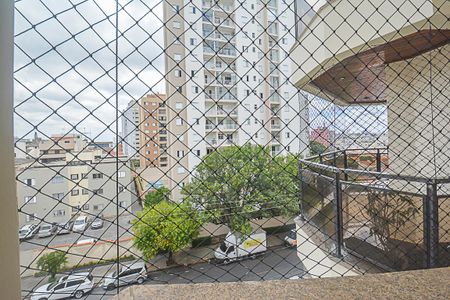 Apartamento para alugar com 220m², 4 quartos e 3 vagas Apartamento para alugar com 220m², 4 quartos e 3 vagasVista do Quarto 2