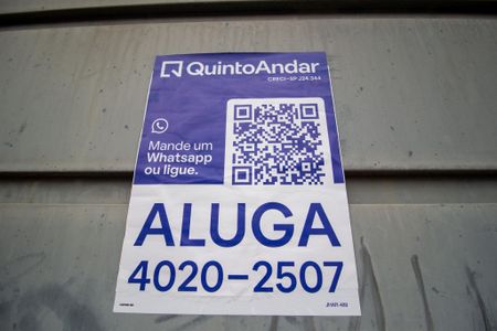 Casa para alugar com 250m², 3 quartos e 4 vagasFachada