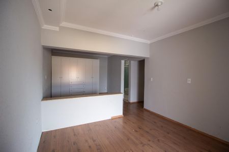 Casa para alugar com 250m², 3 quartos e 4 vagasSuite 
